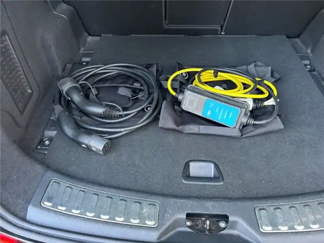 Land Rover Discovery Sport mark vii p300e phev awd bva — photo 31