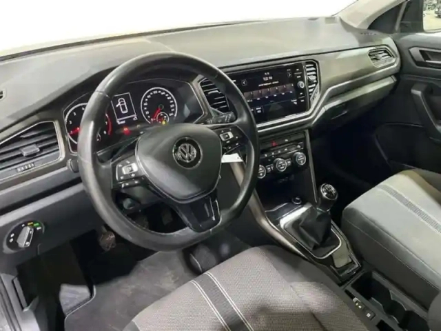 Volkswagen T-Roc 1.0 tsi 115 start/stop bvm6 lounge — photo 9