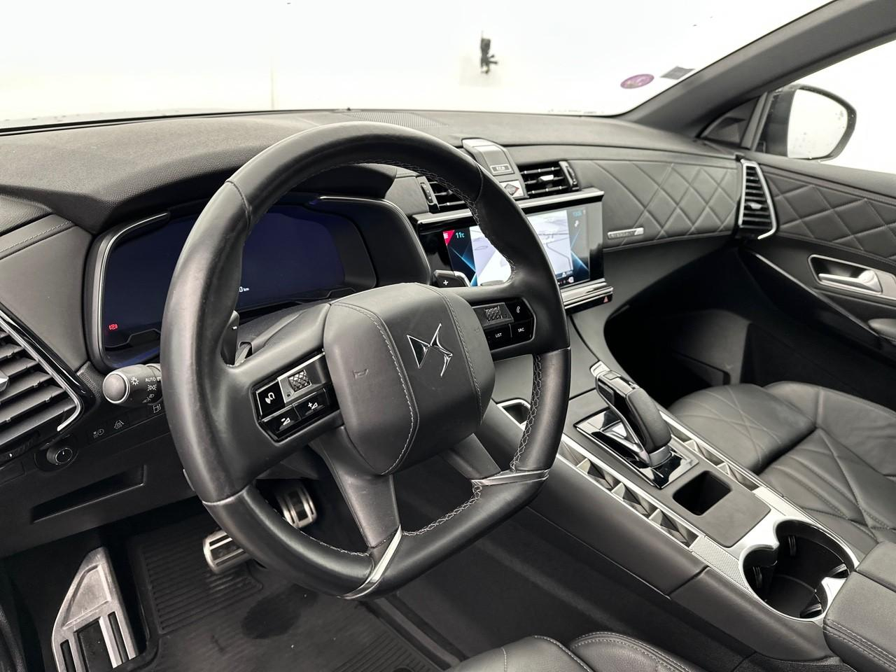 Ds Ds 7 crossback crossback hybride e-tense 225 eat8 rivoli — photo 12
