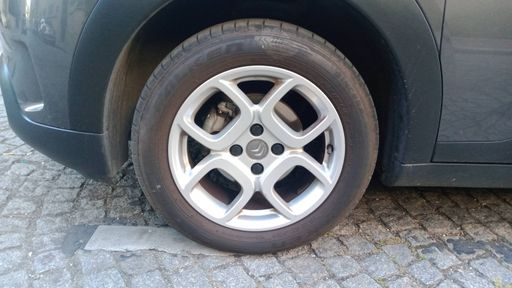 Citroen C4 Cactus 1.2 PureTech 110 - Shine – 2020 – 67108 km – Essence – Boîte Manuelle — photo 9