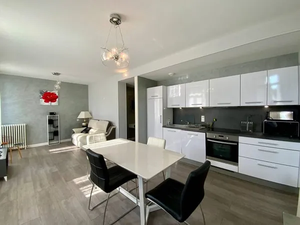 Triplex 2 pièces 57 m²