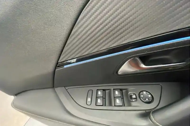 Peugeot 2008 puretech 130 s&amp;s eat8 — photo 117