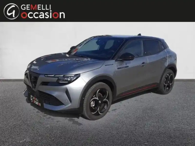 Alfa Romeo Junior 1.2 ibrida 136ch speciale dct6