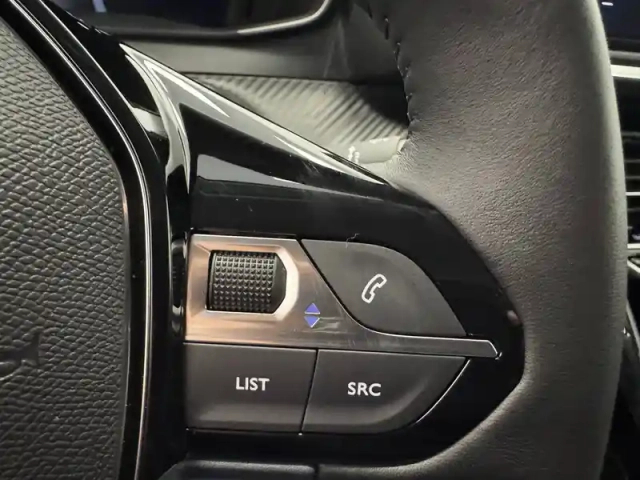 Peugeot 208 100 s&amp;s bvm6 — photo 28