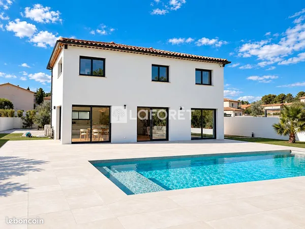 Villa 4 pièces 150 m²