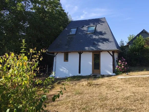 Maison d'amis meublée tout confort 25m² - Bail Mobilité / Mission Pro - Charges & wifi inclus