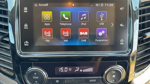 Mitsubishi L200 2.4 DI-D 181 4WD - Intense Connect – 2018 – 165157 km – Diesel – Boîte Manuelle — photo 8