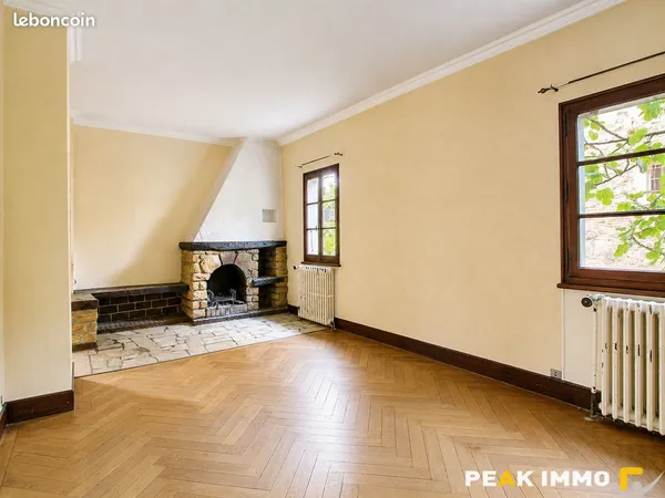 Propriété 6 pièces 160 m²