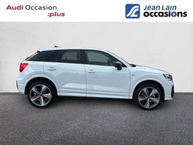 Audi Q2 35 tfsi 150 s tronic 7 — photo 4