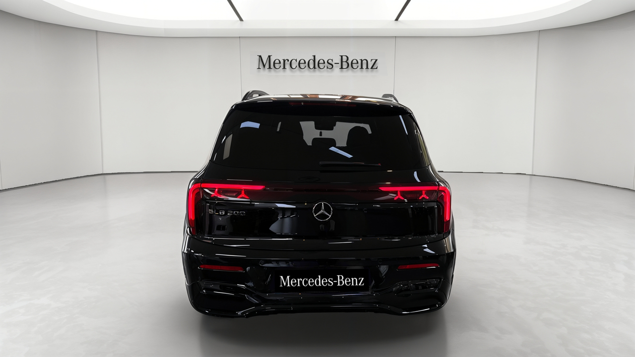 Mercedes GLB 200 — photo 4