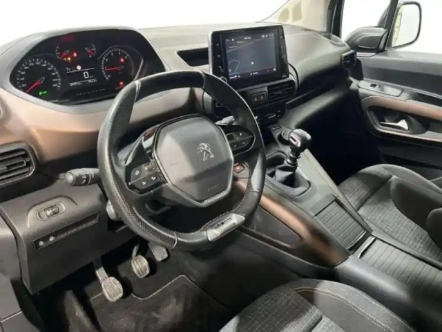 Peugeot Rifter standard bluehdi 130 s&amp;s bvm6 gt line — photo 9