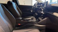 Peugeot 2008 e-2008 136ch Roadtrip — photo 15