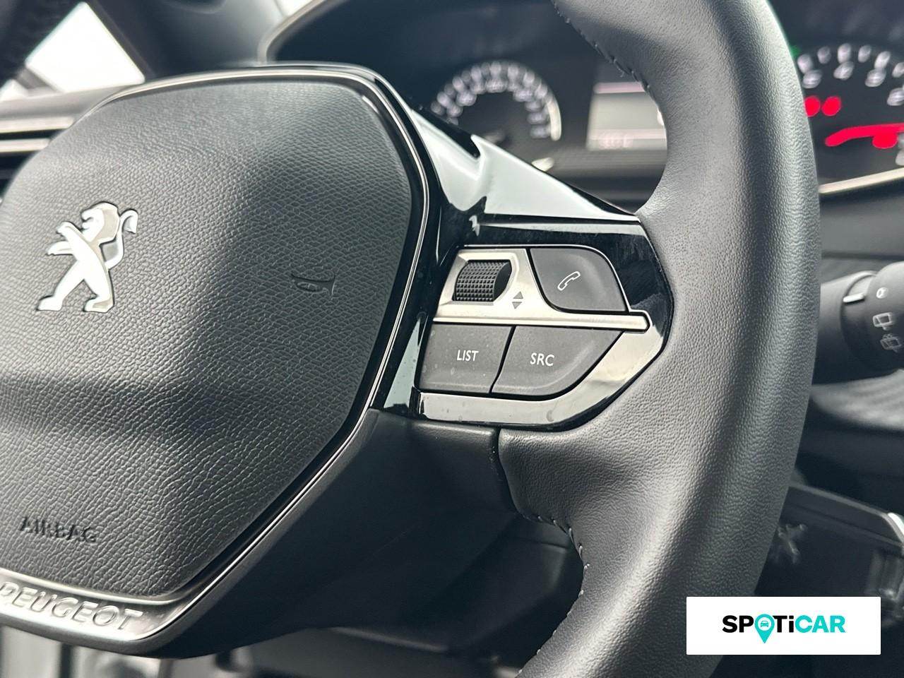 Peugeot 2008 1.2 puretech 100ch s&s style — photo 17