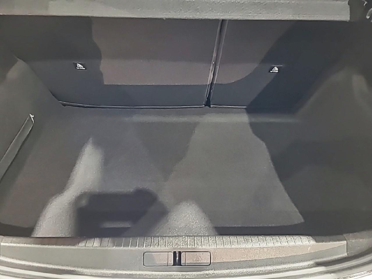 Peugeot 208 puretech 100 s&s bvm6 allure — photo 14