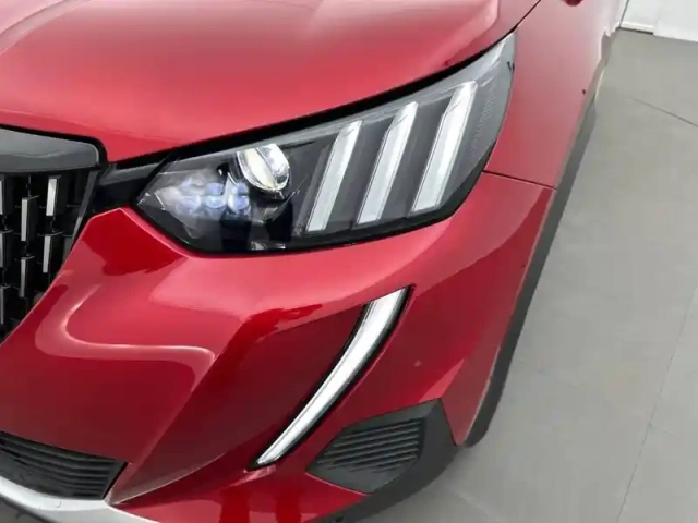 Peugeot 2008 puretech 130 s&amp;s eat8 — photo 37