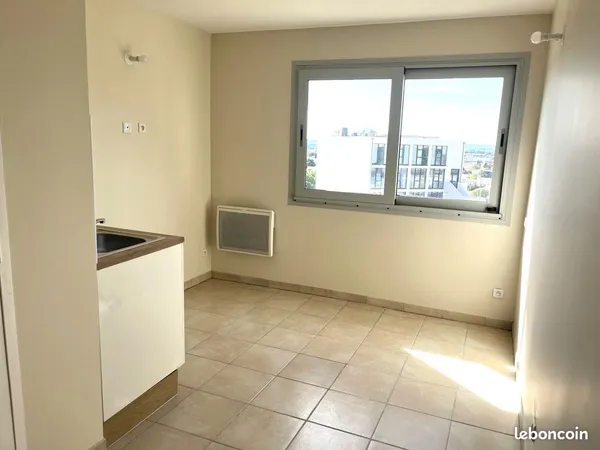 Studette refaite à neuf - Quartier Vatel/Carémeau Nîmes