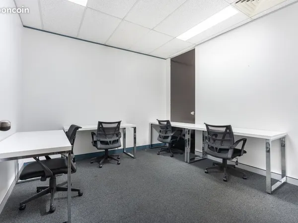 Bureau privé à louer - Regus Caluire Rillieux à Marcy-l'Étoile