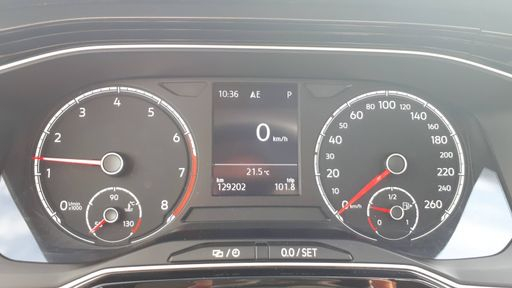Volkswagen Polo 1 TSI 115 - R-Line – 2018 – 129202 km – Essence – Boîte Automatique — photo 24