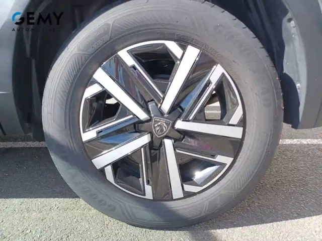Peugeot 2008 puretech 100 s&amp;s bvm6 — photo 11