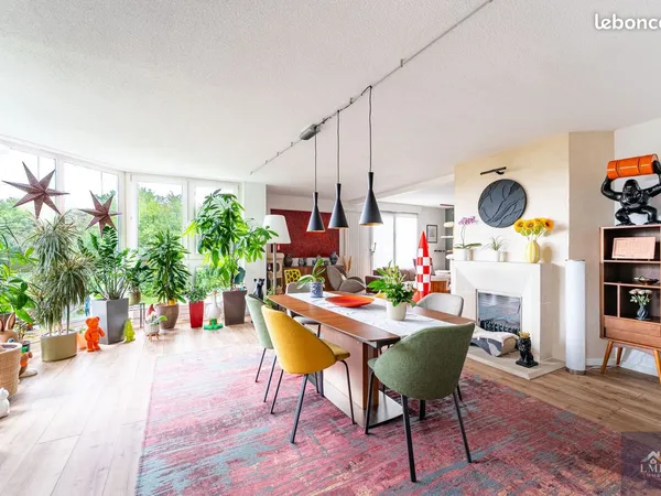 Triplex 6 pièces 180 m²
