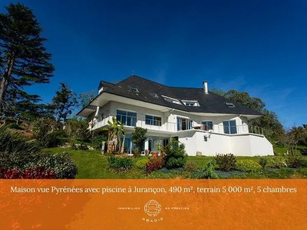 Maison 8 pièces 490 m²