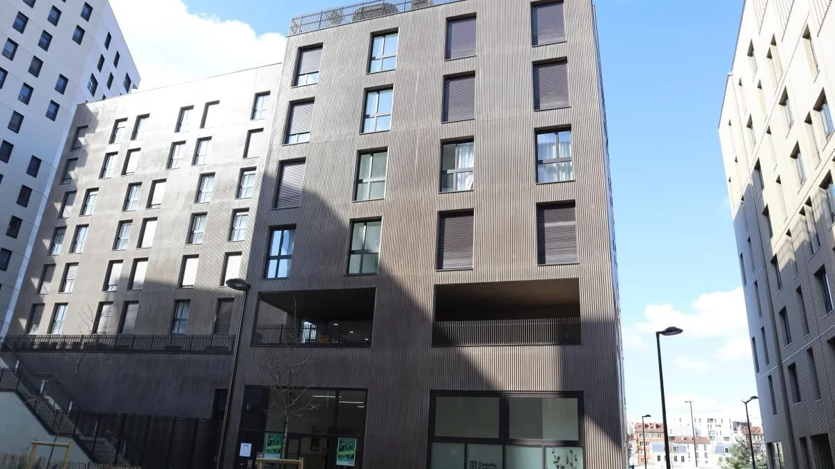 Photo 1