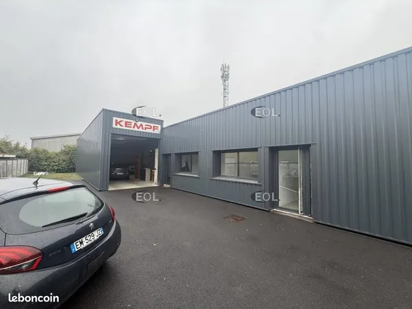 Local bureaux 516 m²