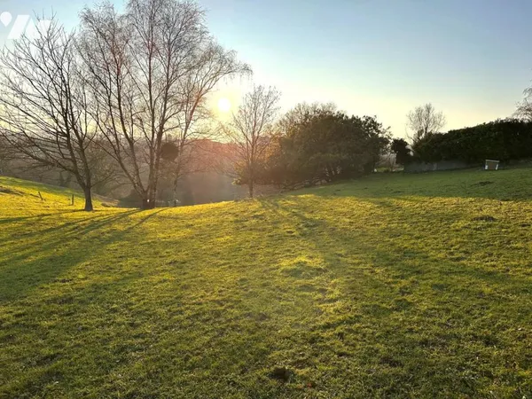 Terrain 1000 m²