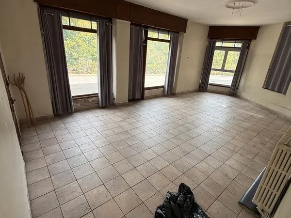 Location espace de stockage / habitation / commercial