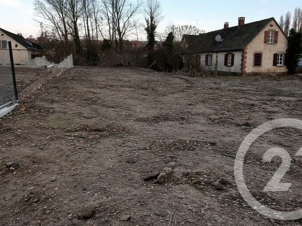 Terrain 2000 m²