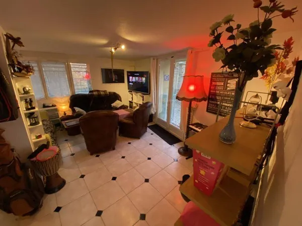 Studio 1 pièce 20 m²