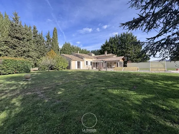 Maison 5 pièces d'environ 137 m2 avec 1ha de terrain à La Touche