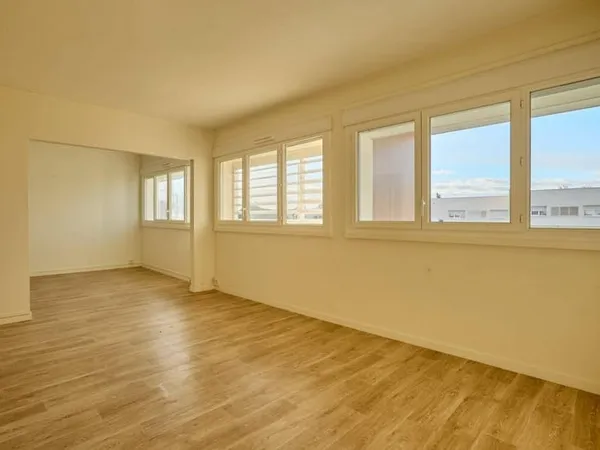 Appartement 5 pièces 83 m²