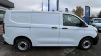 Volkswagen Transporter Van L1 64 kWh 286ch — photo 4