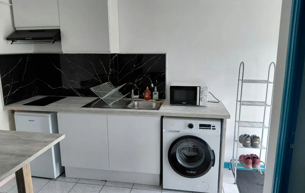 Photo 1