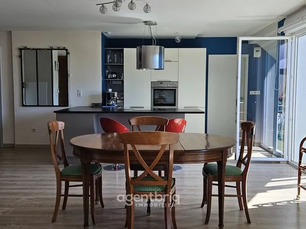 Duplex 5 pièces 145 m²