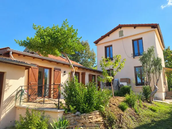 Maison 130 m2 Lyon 5 à rénover sur terrain de 1115 m2