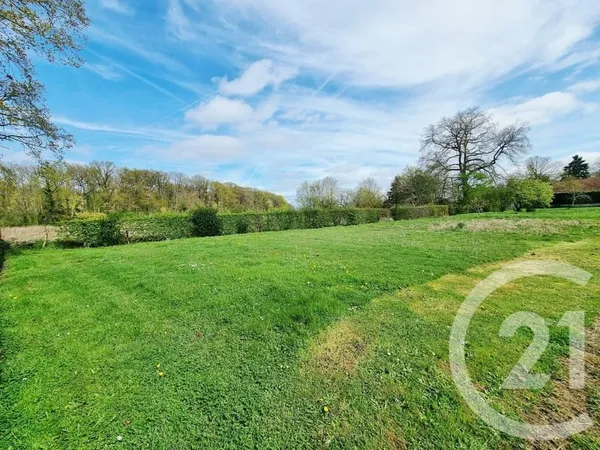 Terrain 680 m²