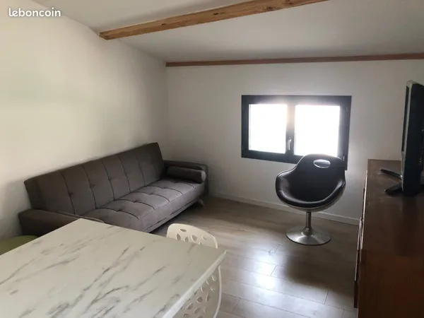 Studio meublé