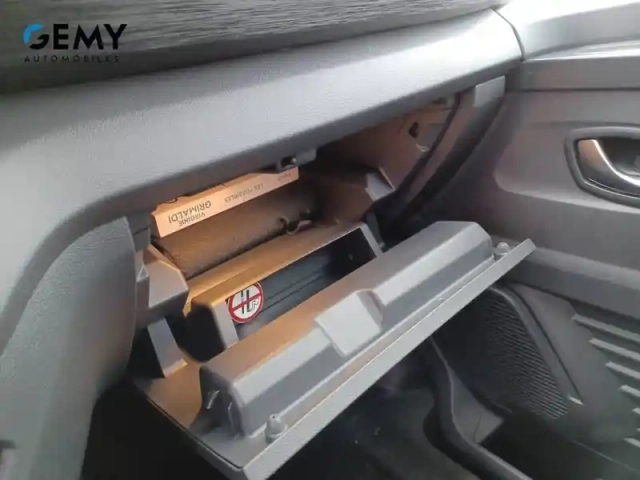 Renault Trafic l2 dci 150 energy s&amp;s edc — photo 19