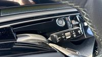 Peugeot 5008 Hybrid 145ch GT Exclusive e-DCS6 — photo 24