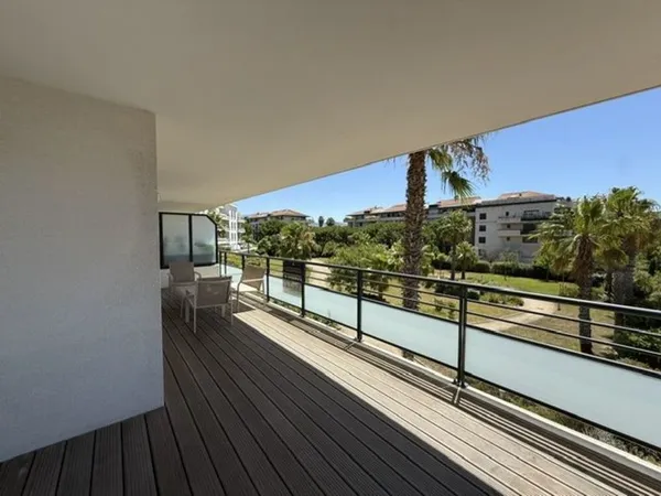 appartement terrasse entre David et parc Borely 13008