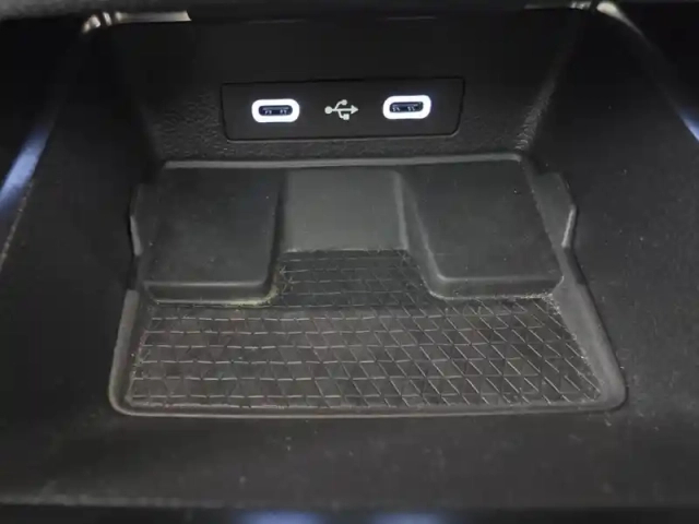 Renault Megane e-tech ev60 220 ch optimum charge — photo 328