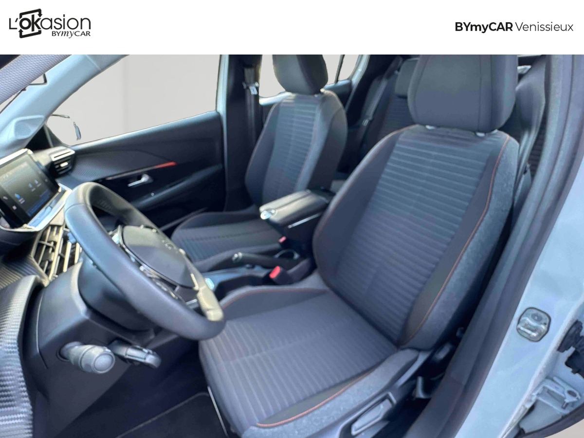 Peugeot 208 PureTech 75 S&amp;S BVM5 — photo 11