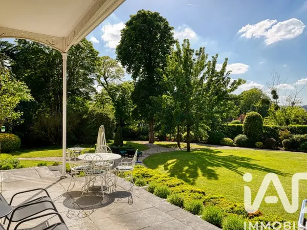 Appartement 9 pièces 229 m²
