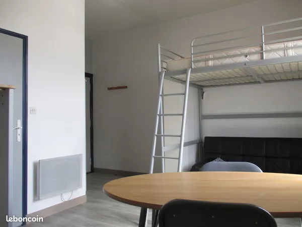 Studio meublé 20m2