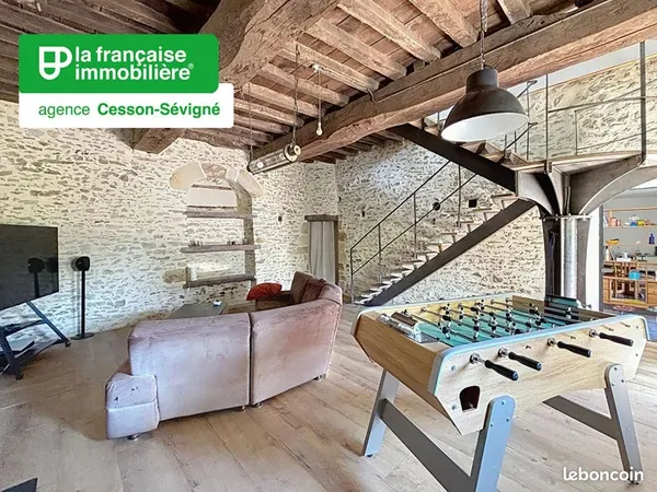 Maison 9 pièces 207 m²