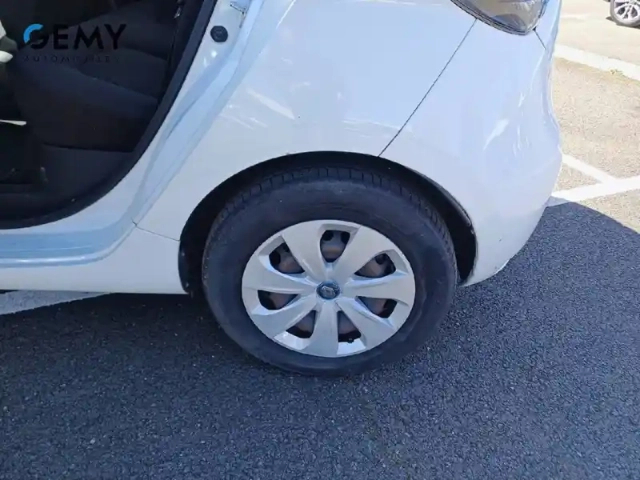 Renault Zoé zoe r110 — photo 11