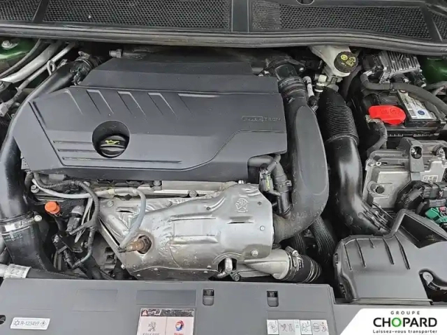 Peugeot 308 phev 180 e-eat8 — photo 27