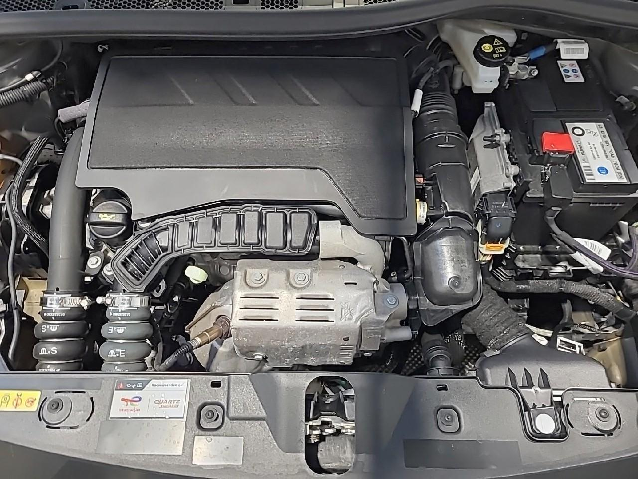 Peugeot 2008 puretech 100 s&s bvm6 active — photo 15
